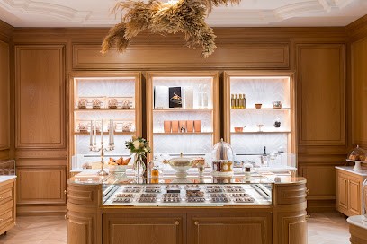 L’Épicerie - Ateliers Du Bristol, Pâtisserie à Paris 08