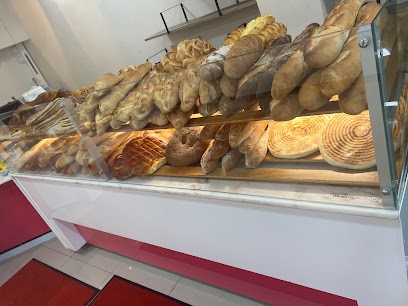 Boulanger De La Gare, Boulangerie à Saint-Priest