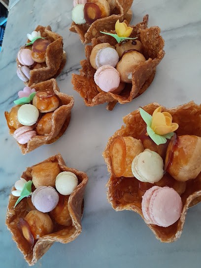 Lesbiscuitsdechristelle, Pâtisserie à Aubagne