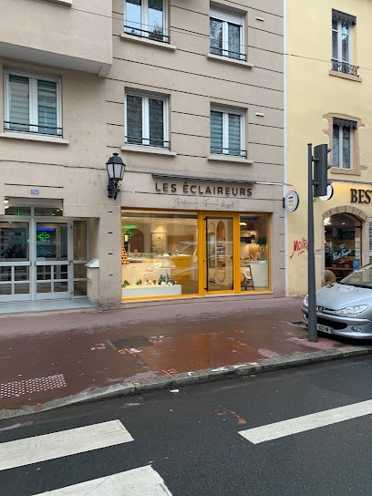 Les Eclaireurs Pâtissiers (Monplaisir), Pâtisserie à Lyon 08