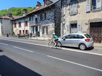 Molinier Daniel, Boulangerie à Polminhac