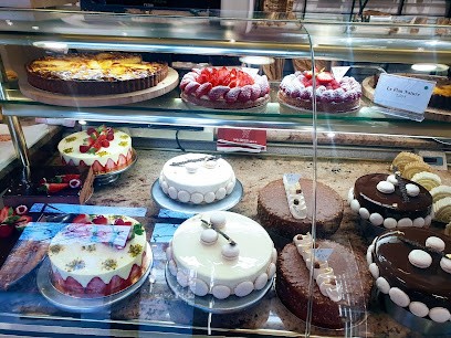 Boulangerie-Pâtisserie (Maison RILI), Boulangerie à Colombes