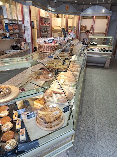 Artisan Boulanger Pâtissier, Boulangerie à Gien