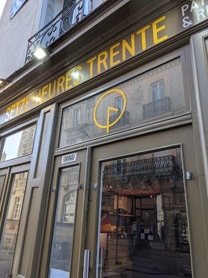 PÂTISSERIE BOULANGERIE SEIZE HEURES TRENTE, Pâtisserie à Rennes