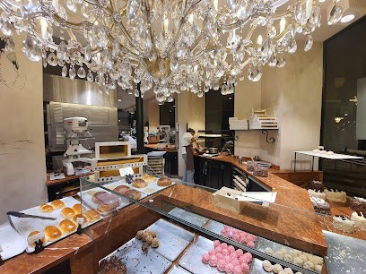 Aux Merveilleux De Fred, Pâtisserie à Boulogne-Billancourt