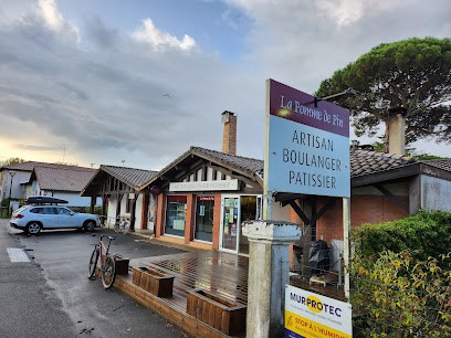 Boulangerie Pâtisserie Michau La Pomme De Pin, Boulangerie à Moliets-et-Maa