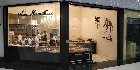 Aux Merveilleux De Fred, Pâtisserie à Saint-Herblain