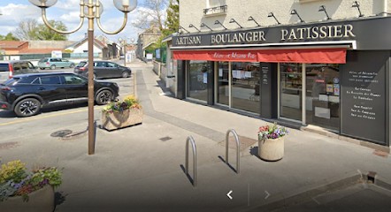 Pio Adriano, Boulangerie à Saint-Brice-Courcelles