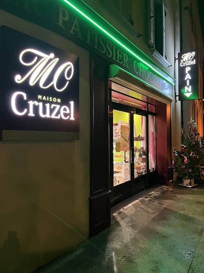 Maison Cruzel - Maurs, Boulangerie à Maurs