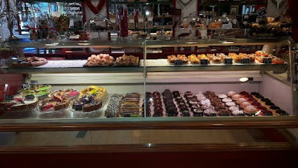 Poingt Pastry Bakery Confectionery, Boulangerie à Fontcouverte-la-Toussuire