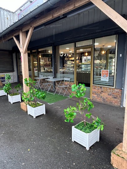 Boulangerie fournil de Verneuil, Boulangerie à Verneuil-l'Étang
