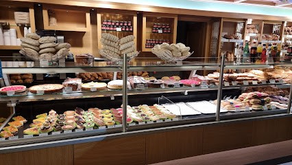 Boulangerie Tavernier Et Fils, Pâtisserie à Morzine