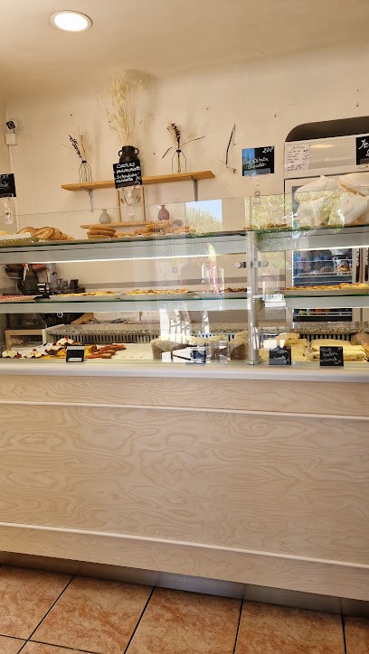 Boulangerie, Boulangerie à Brue-Auriac