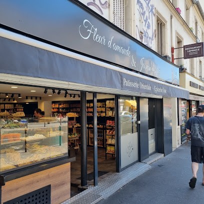 Fleur D'Amande Et Jasmin De Nuit, Boulangerie à Paris 20