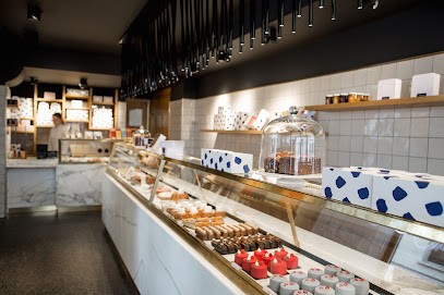 La Pâtisserie Cyril Lignac - Sèvres, Pâtisserie à Paris 06