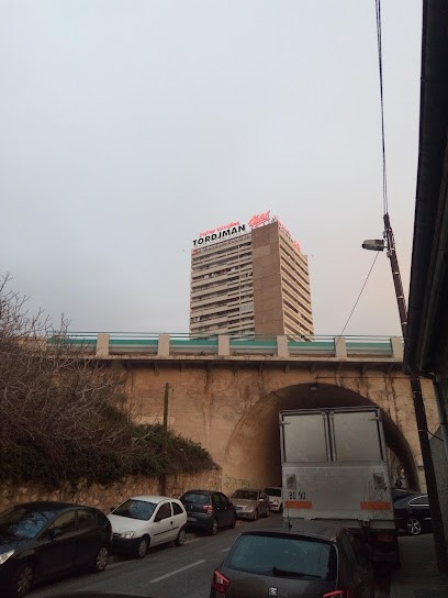 Fournil campagne larousse, Boulangerie à Marseille 14