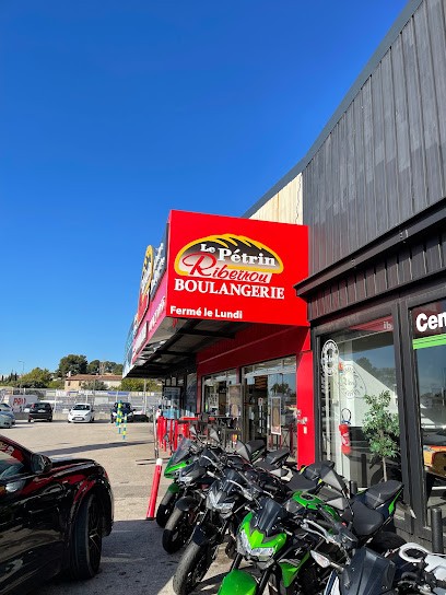 The Petrin Ribeirou, Boulangerie à Marseille 11