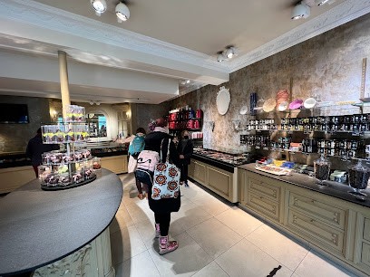 Chocolaterie Pelen, Pâtisserie à Lons-le-Saunier