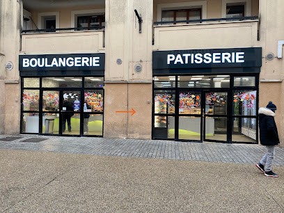 Aux Delices De L'horloge, Boulangerie à Cergy