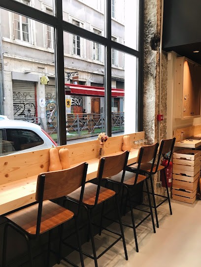 MAISON DESCHAMPS - Boulangerie & Café Bio, Boulangerie à Lyon 06