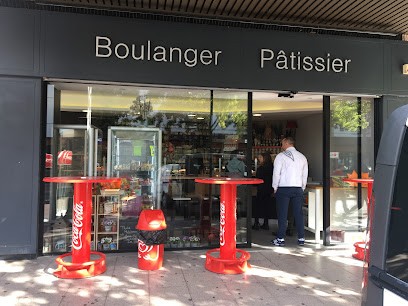 Dianyves, Boulangerie à Créteil