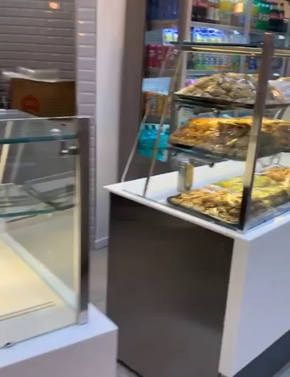 Pains Suisses, Boulangerie à Paris 20