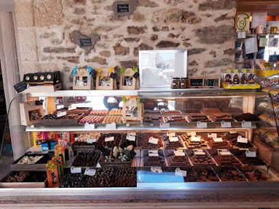 Boulangerie Laurent - Du Bois Grand Sas, Boulangerie à Lagraulière