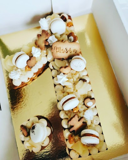 MC Macarons - Cake Design - Gâteaux personnalisés, Pâtisserie à Lherm