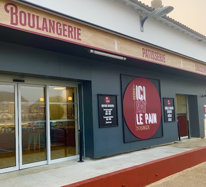 Ici nay le pain, Boulangerie à Yzernay