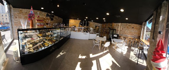 Maison POCHAT Boulangerie-Pâtisserie, Viennoiserie, Traiteur - Place Carnot, Boulangerie à Lyon 02
