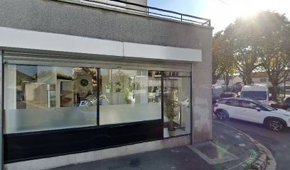 Zahra, Boulangerie à Gonesse