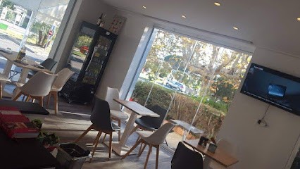 Les Palmiers Cavalaire les Alliés, Boulangerie à Cavalaire-sur-Mer