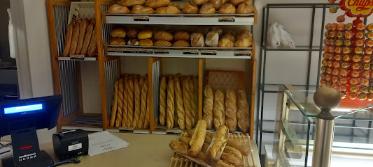 Au Fournil D"Emeline Et Kevin, Boulangerie à Larchamp
