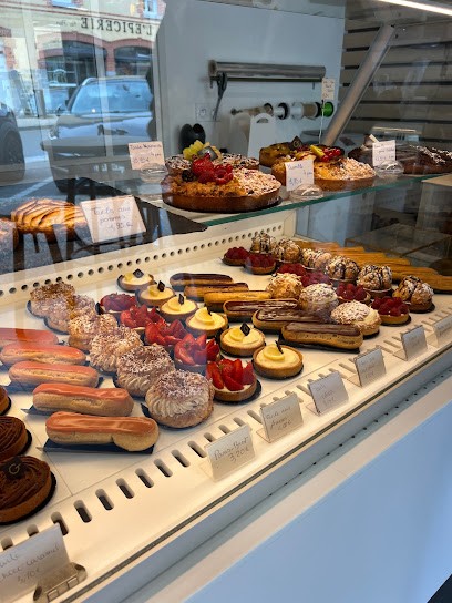 Guillou, Boulangerie à La Mézière