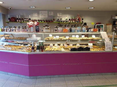 Navarre Bakery (Pastries - Sandwiches), Boulangerie à Évreux