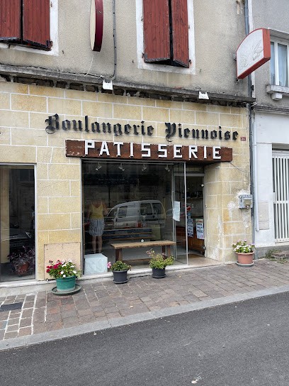 Roturier Jean Marc, Boulangerie à Côteaux du Blanzacais