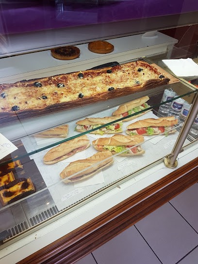 L 'ami Du Petit Fournil, Boulangerie à Saujon