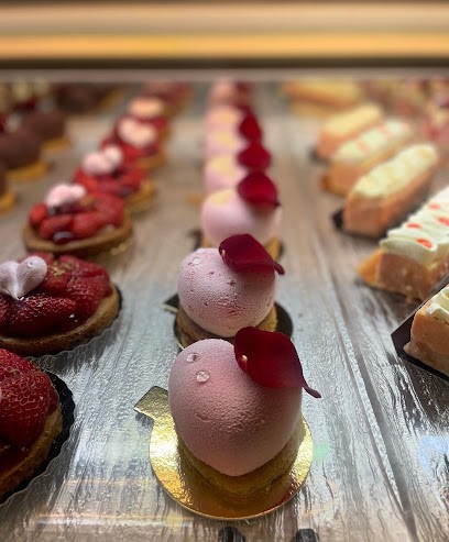 Caprice d'enfance, Boulangerie à Pleugueneuc