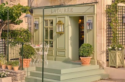 Ladurée, Pâtisserie à Gordes