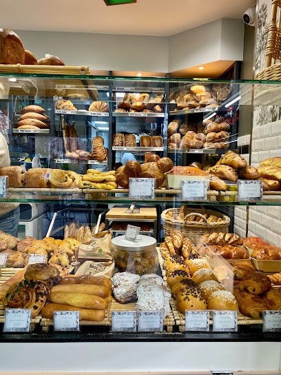 Fournil Henri IV, Boulangerie à Suresnes