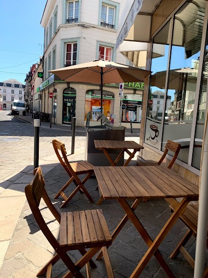 Pâtisserie Aubeneau, Pâtisserie à Bernay