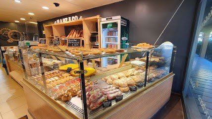 Boulangerie Chez Giovani & Toni, Pâtisserie à Ferney-Voltaire