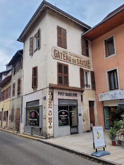 Au Véritable Gâteau De Savoie, Pâtisserie à Yenne