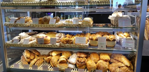 Louis Mickael, Boulangerie à Chilly-Mazarin