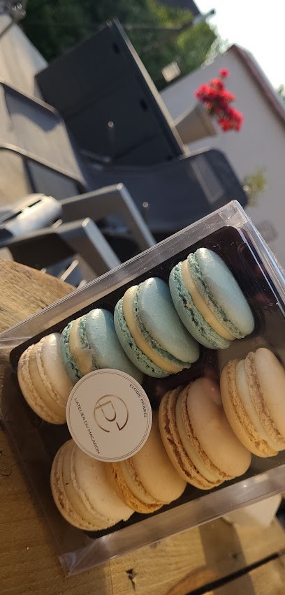 L'atelier du macaron, Pâtisserie à Laroche-Saint-Cydroine