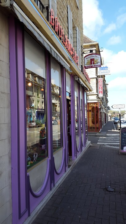 Jeanne Bruno, Boulangerie à Falaise