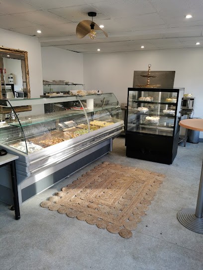 Les Délices De Thara, Pâtisserie à Dreux