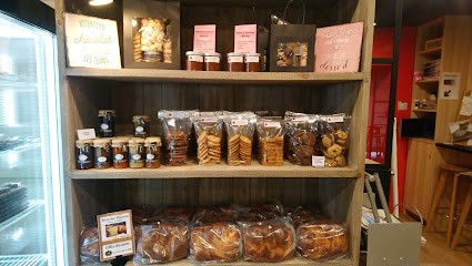 Maison MAHÉ, Boulangerie à Guécélard