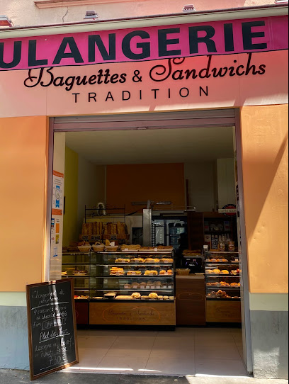 Baguettes, Sandwichs & Tradition Les Gourandises De Mémé, Boulangerie à Villeurbanne
