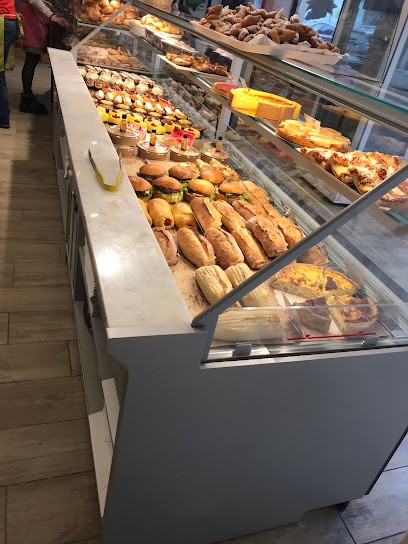 Maison Ferrari, Boulangerie à Brindas